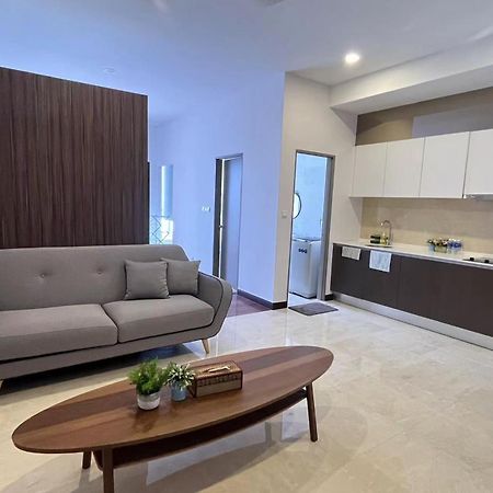 Silverscape Seaview Residences Melaka Extérieur photo